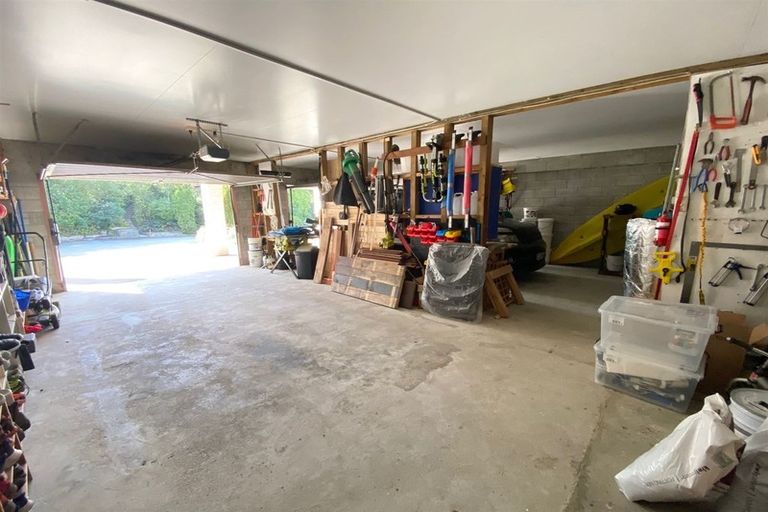 Photo of property in 16 Edinburgh Place, Balclutha, 9230