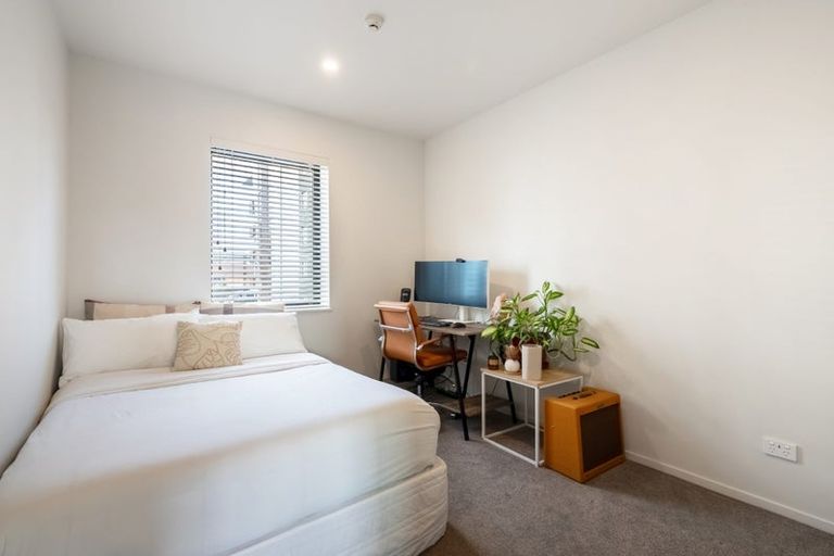 Photo of property in 201/2b Matatiki Street, Northcote, Auckland, 0627