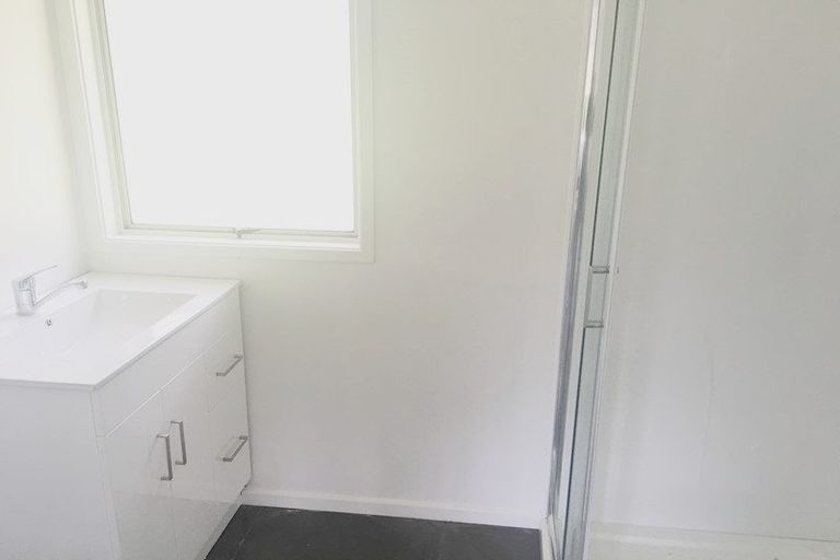 Photo of property in 107 Spinella Drive, Bayview, Auckland, 0629
