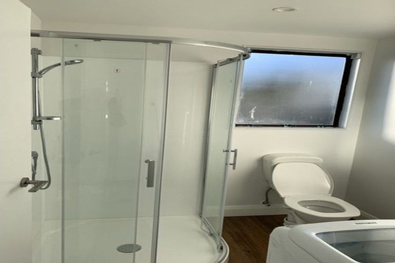 Photo of property in 27 Paremata Crescent, Paremata, Porirua, 5024