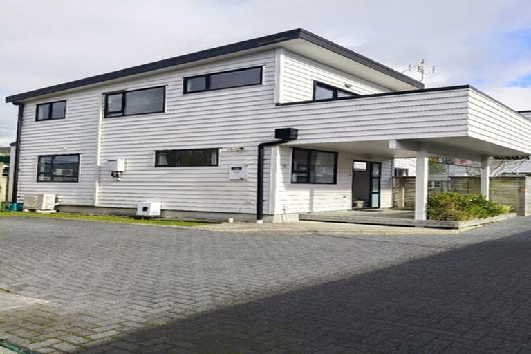 Photo of property in 7b Phillip Street, Johnsonville, Wellington, 6037