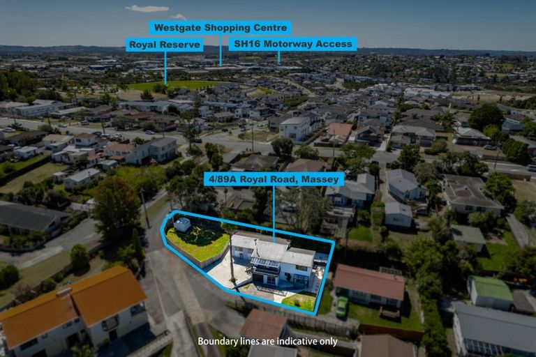 Photo of property in 4/89a Royal Road, Massey, Auckland, 0614