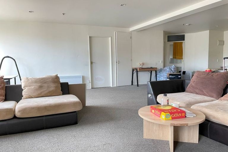 Photo of property in Courtenay Apartments, 602/120 Courtenay Place, Te Aro, Wellington, 6011