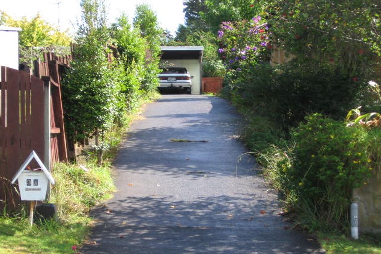 Photo of property in 2/3 Talavera Place, Te Atatu South, Auckland, 0602