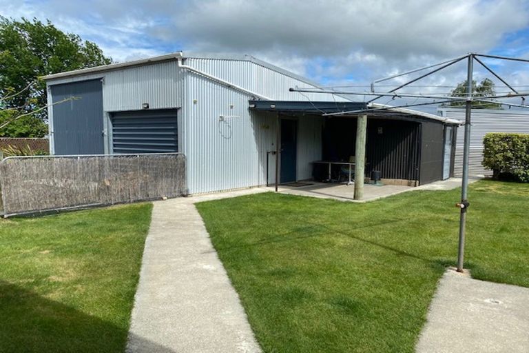 Photo of property in 9 Chisholm Place, Carterton, 5713