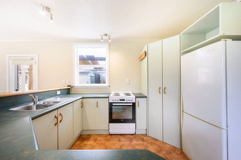 Photo of property in 18 Harris Street, Marton, 4710