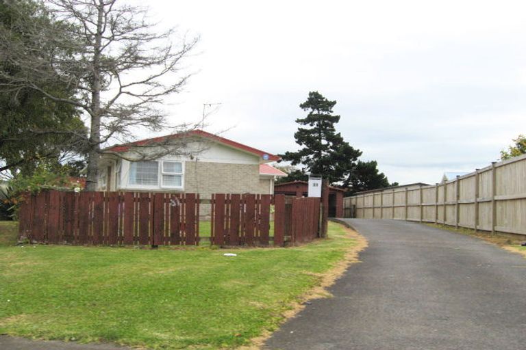 Photo of property in 31 Corsair Crescent, Mangere, Auckland, 2022