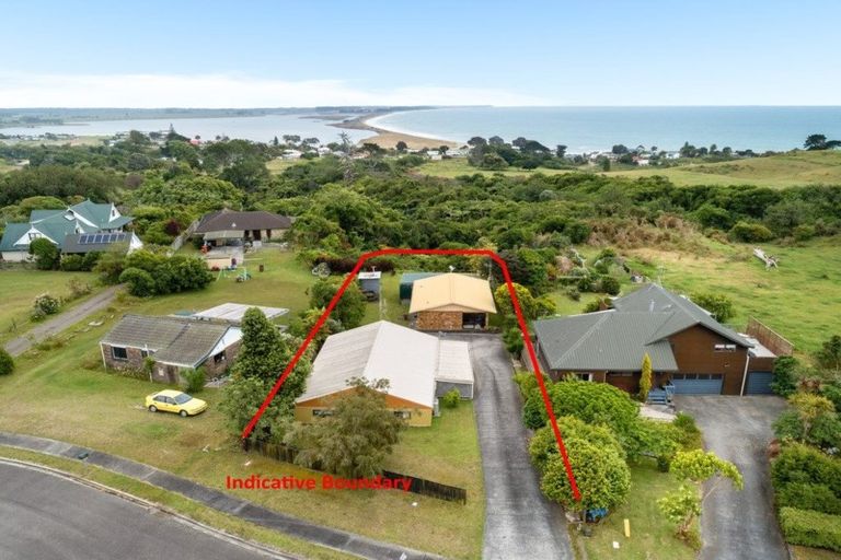 Photo of property in 31 Ngaparaoa Drive, Maketu, Te Puke, 3189