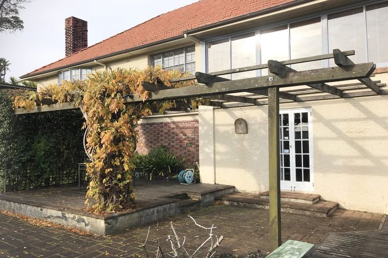 Photo of property in 42 Combes Road, Remuera, Auckland, 1050
