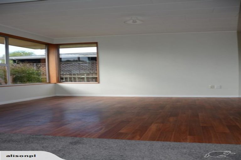 Photo of property in 6 Banks Place, Rangiora, 7400