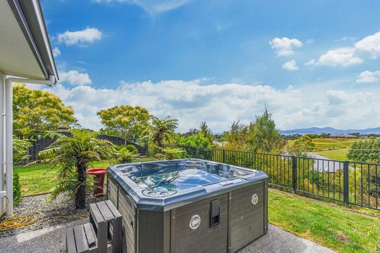 Photo of property in 13 Koi Crescent, Mapua, 7005