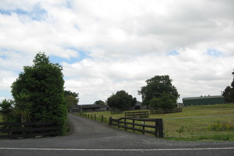 Photo of property in 239b Karaka Nth Road, Karaka, Papakura, 2580