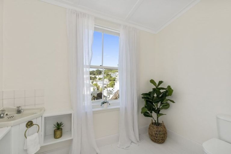 Photo of property in 7 Yale Road, Mount Cook, Wellington, 6021