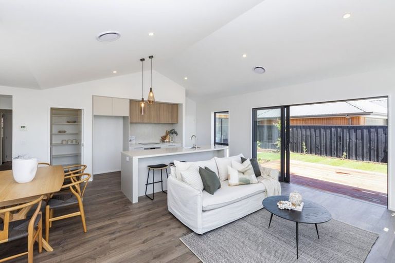 Photo of property in 21 Burkett Street, Marshland, Christchurch, 8051