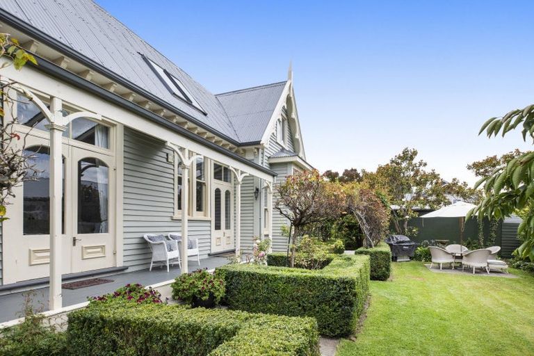 Photo of property in 172 Blighs Road, Strowan, Christchurch, 8052