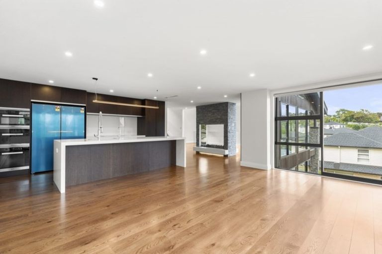 Photo of property in 202c Mellons Bay Road, Mellons Bay, Auckland, 2014