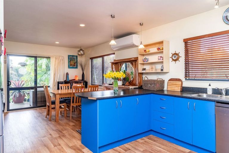 Photo of property in 656 One Tree Point Road, Ruakaka, Whangarei, 0171