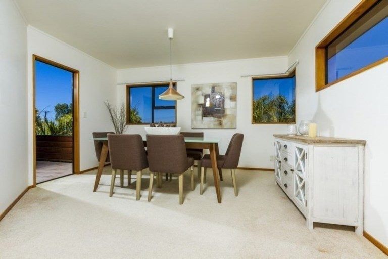 Photo of property in 1 Gilberd Place, Torbay, Auckland, 0630