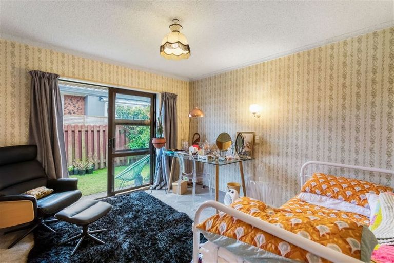 Photo of property in 65 Florence Avenue, Orewa, 0931