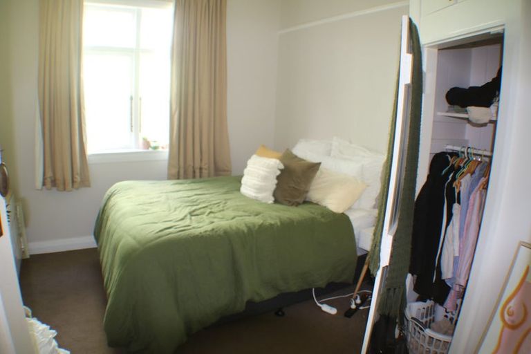 Photo of property in 73 Majoribanks Street, Mount Victoria, Wellington, 6011