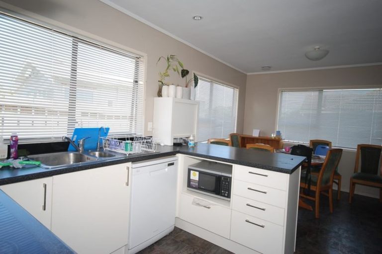 Photo of property in 1/30 Ngataringa Road, Devonport, Auckland, 0624