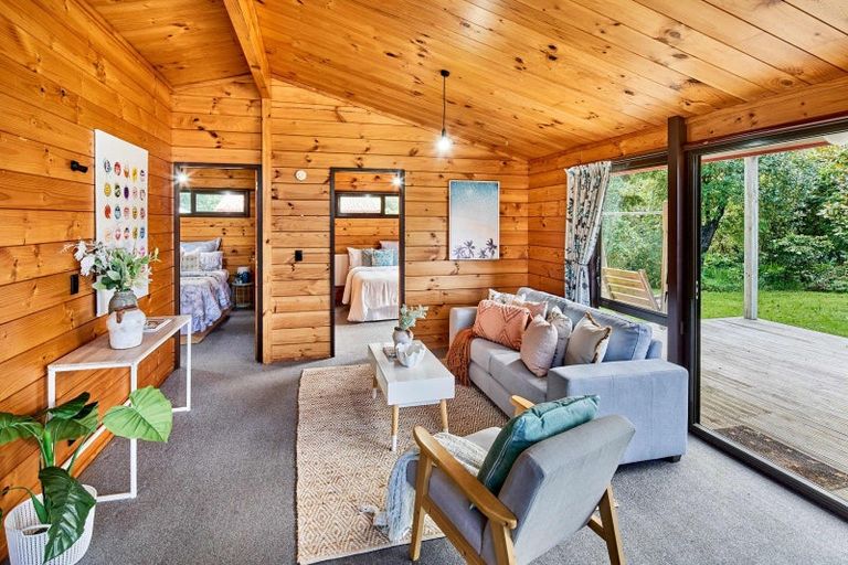 Photo of property in 6 Park Avenue, Waikanae, 5036