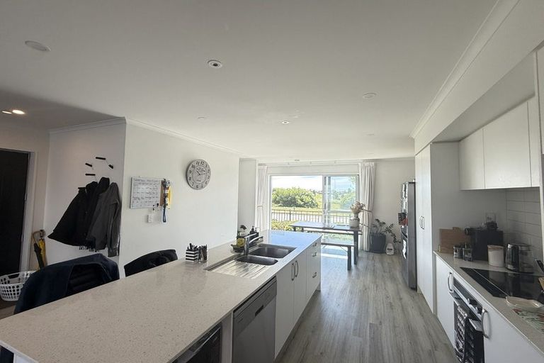 Photo of property in 2 Tippet Crescent, Wigram, Christchurch, 8025