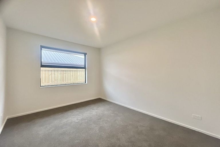 Photo of property in 25 Llew Summers Street, Belfast, Christchurch, 8051