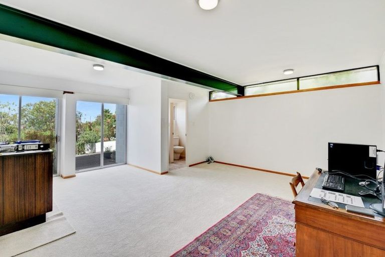 Photo of property in 57 Parr Terrace, Castor Bay, Auckland, 0620