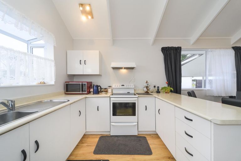 Photo of property in 873 Roberts Line, Bunnythorpe, Palmerston North, 4478