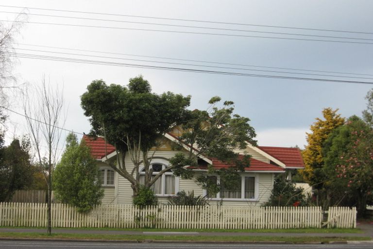 Photo of property in 1060 Heaphy Terrace, Fairfield, Hamilton, 3214