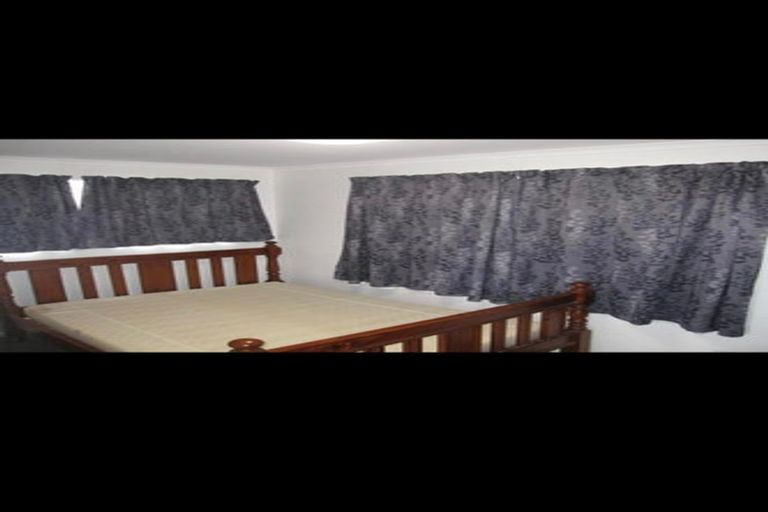 Photo of property in 11 Laburnum Grove, Maungaraki, Lower Hutt, 5010