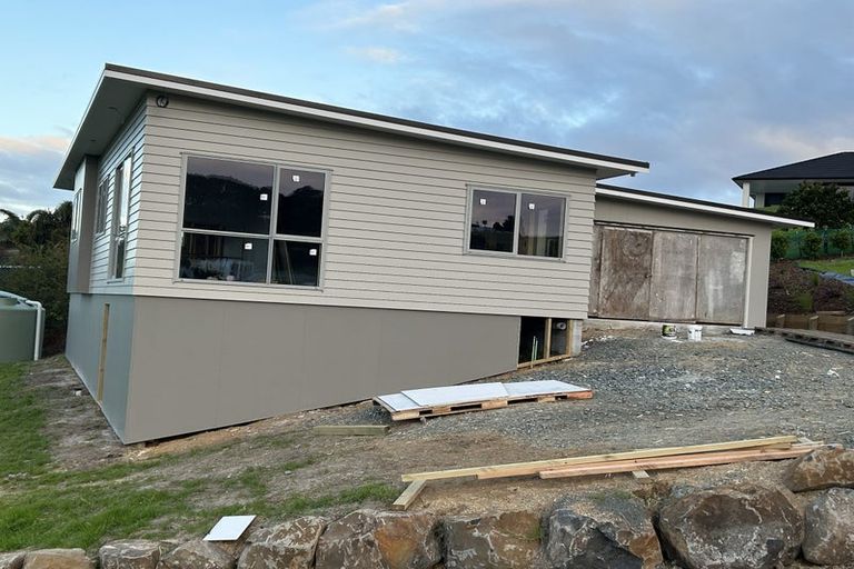 Photo of property in 10 Morey Road, Cable Bay, 0420
