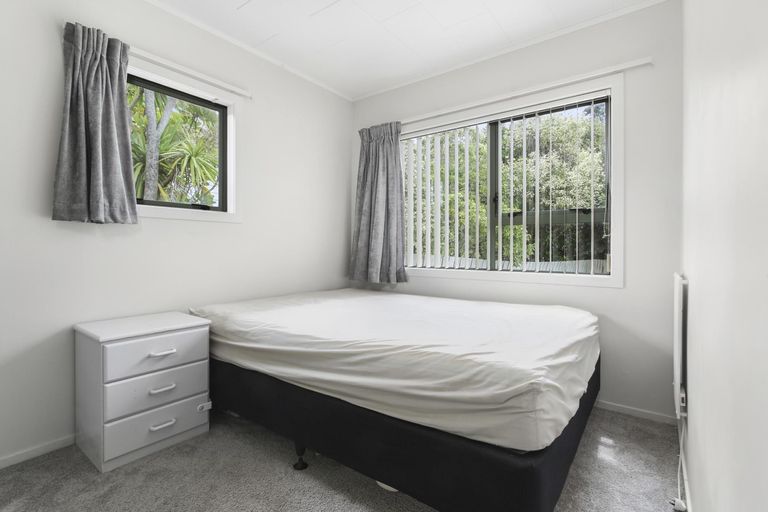 Photo of property in 14 Sari Place, Massey, Auckland, 0614