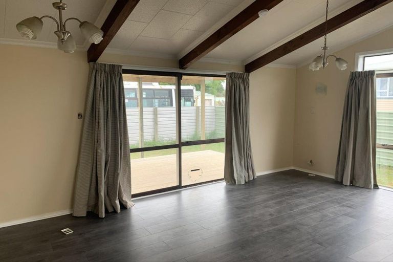 Photo of property in 34a Hood Street, Castlecliff, Whanganui, 4501