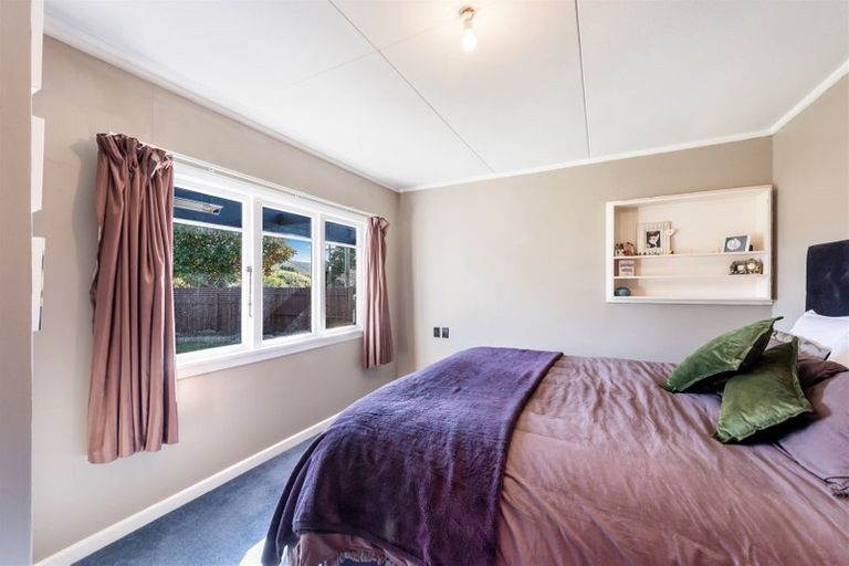 Photo of property in 166 Whitby Road, Wakefield, 7025