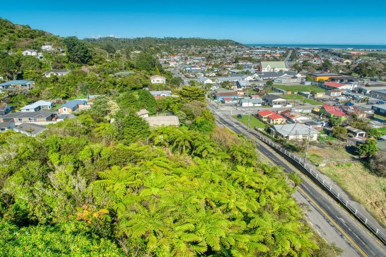 Photo of property in 26 Murray Street, Greymouth, 7805