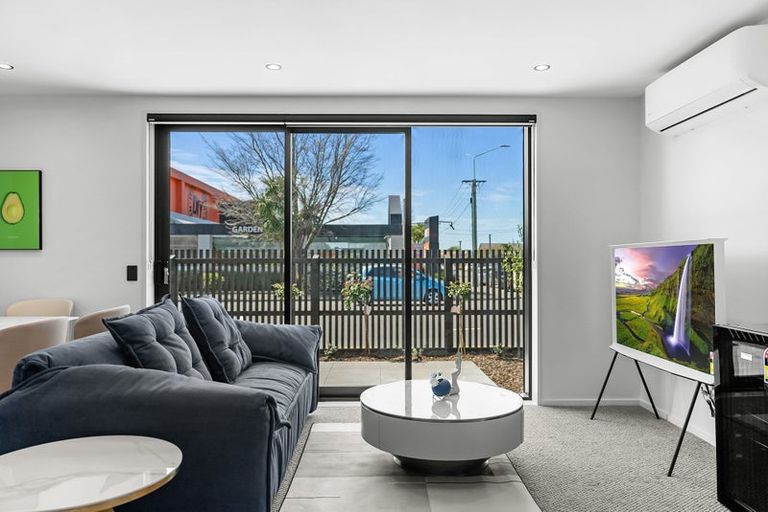 Photo of property in 2/265 Colombo Street, Sydenham, Christchurch, 8023