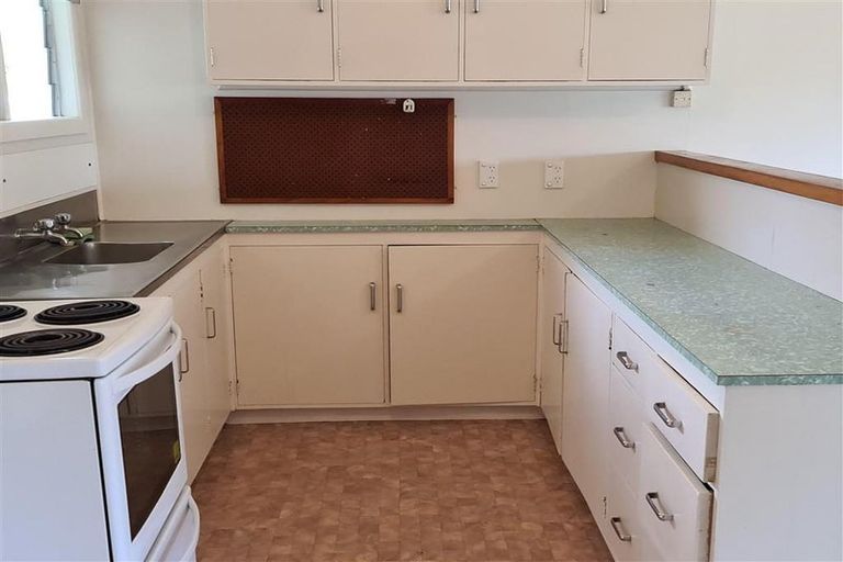 Photo of property in 44 Helvetia Road, Pukekohe, 2120