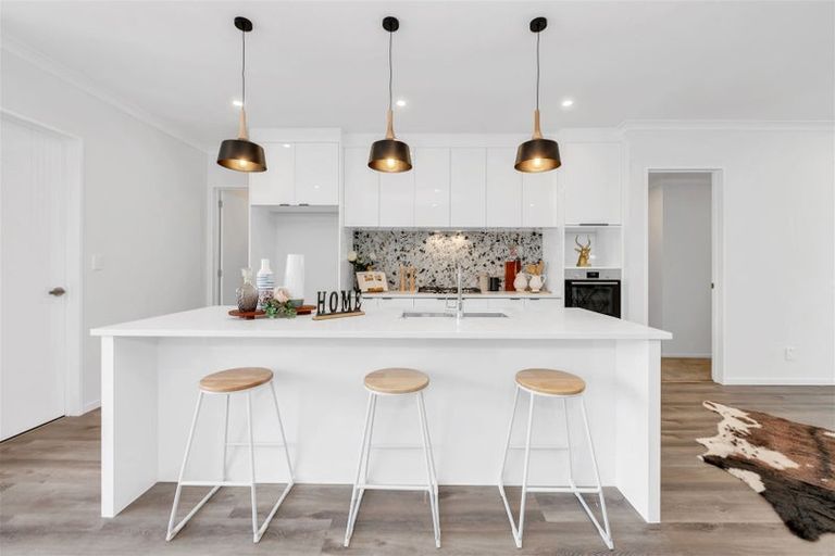 Photo of property in 213c Murphys Road, Flat Bush, Auckland, 2019