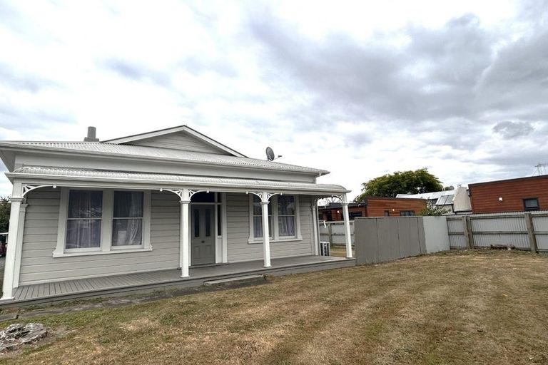 Photo of property in 24 Pascal Street, Palmerston North, 4410