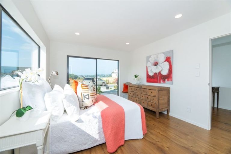 Photo of property in 11 Tai Crescent, Hobsonville, Auckland, 0616