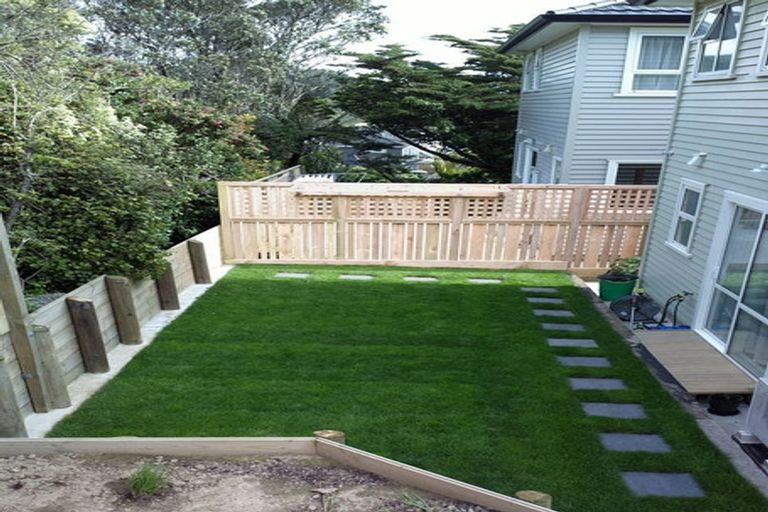 Photo of property in 52 Sheridan Terrace, Johnsonville, Wellington, 6037