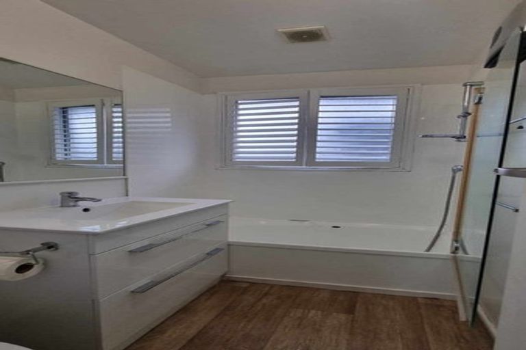 Photo of property in 2/108 Edward Avenue, Edgeware, Christchurch, 8013