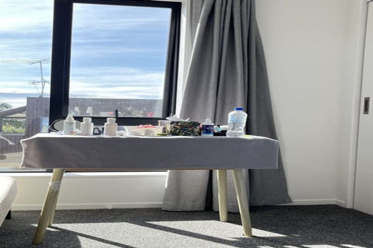 Photo of property in 65b Sunrise Avenue, Murrays Bay, Auckland, 0630