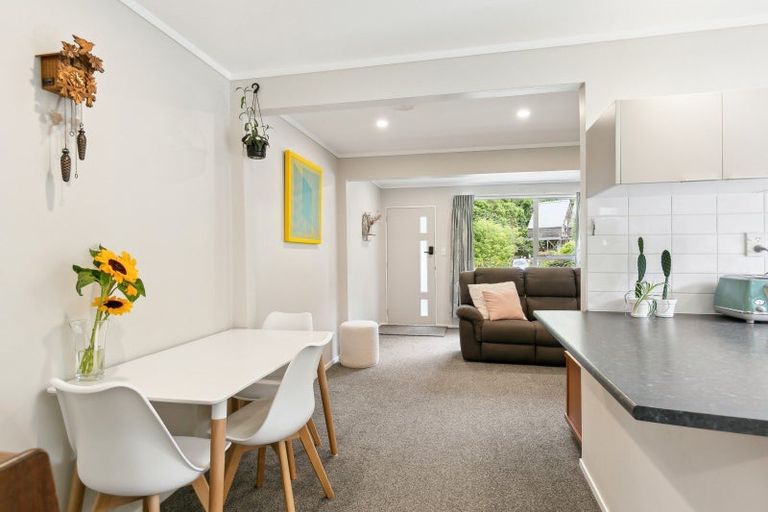 Photo of property in 18a Vasanta Avenue, Ngaio, Wellington, 6035