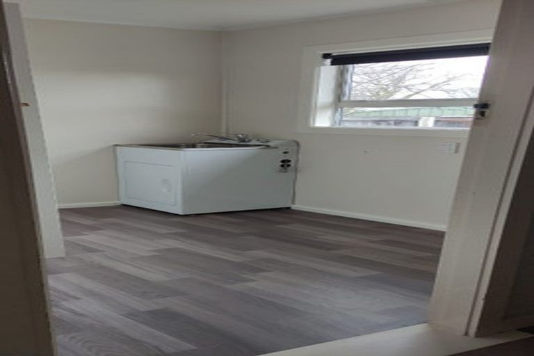 Photo of property in 154 Halswell Road, Hillmorton, Christchurch, 8025