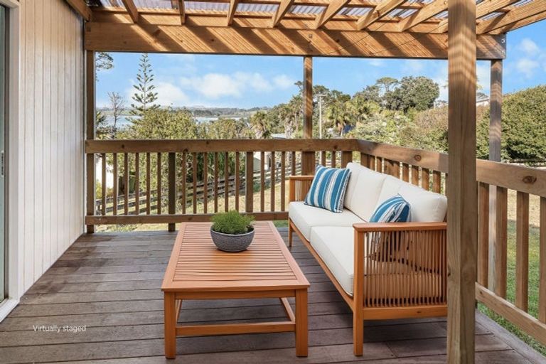 Photo of property in 54a Mclarin Road, Glenbrook, 2681