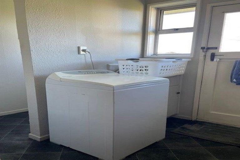 Photo of property in 5 Freyberg Avenue, Tamatea, Napier, 4112