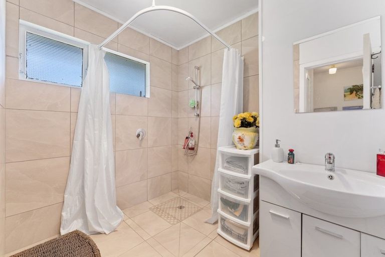 Photo of property in 37 Kent Street, Levin, 5510